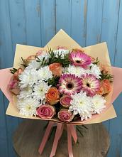 Букет цветов из:  Розы, Герберы и Хризантемы в Покрово-Пригородном