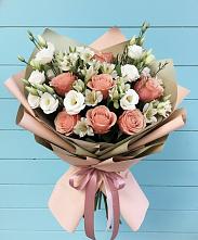 Букет цветов из:  Розы, Альстромерии и Лизиантусы в Покрово-Пригородном