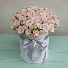 Цветочная композиция из Розы в шляпной коробке в Покрово-Пригородном