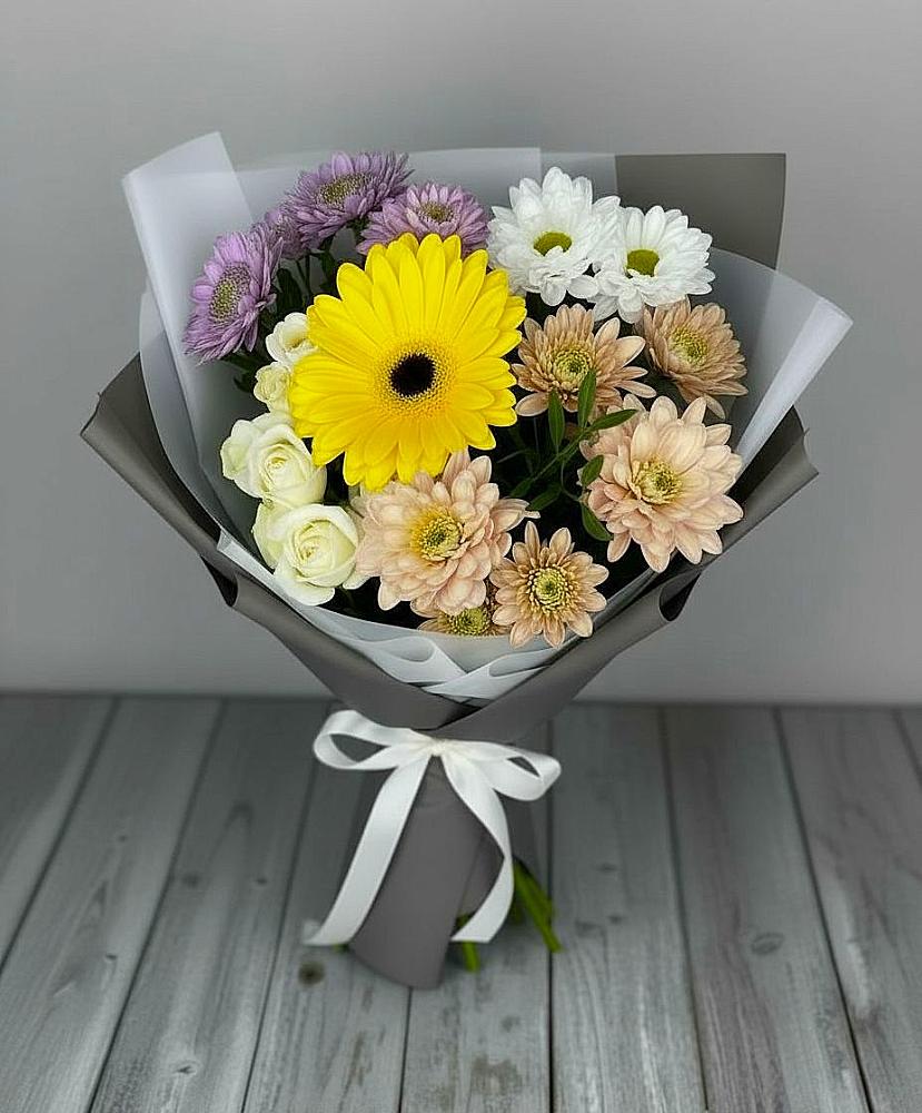 Букет цветов из: Розы, Герберы и Хризантемы в Покрово-Пригородном
