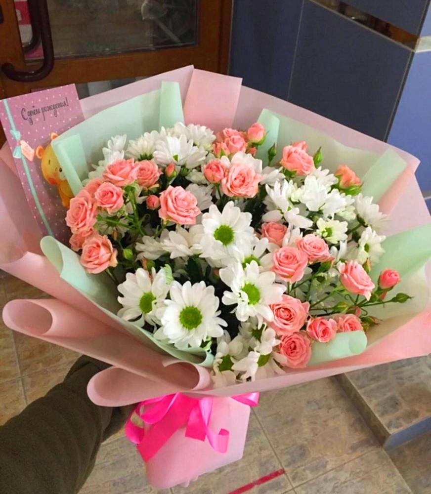 Букет цветов из: Розы и Хризантемы в Покрово-Пригородном