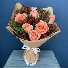 Букет цветов из:  Розы и Альстромерии в Покрово-Пригородном
