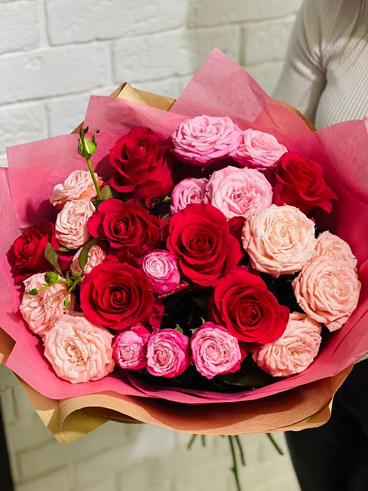 Букет цветов из: Розы в Покрово-Пригородном