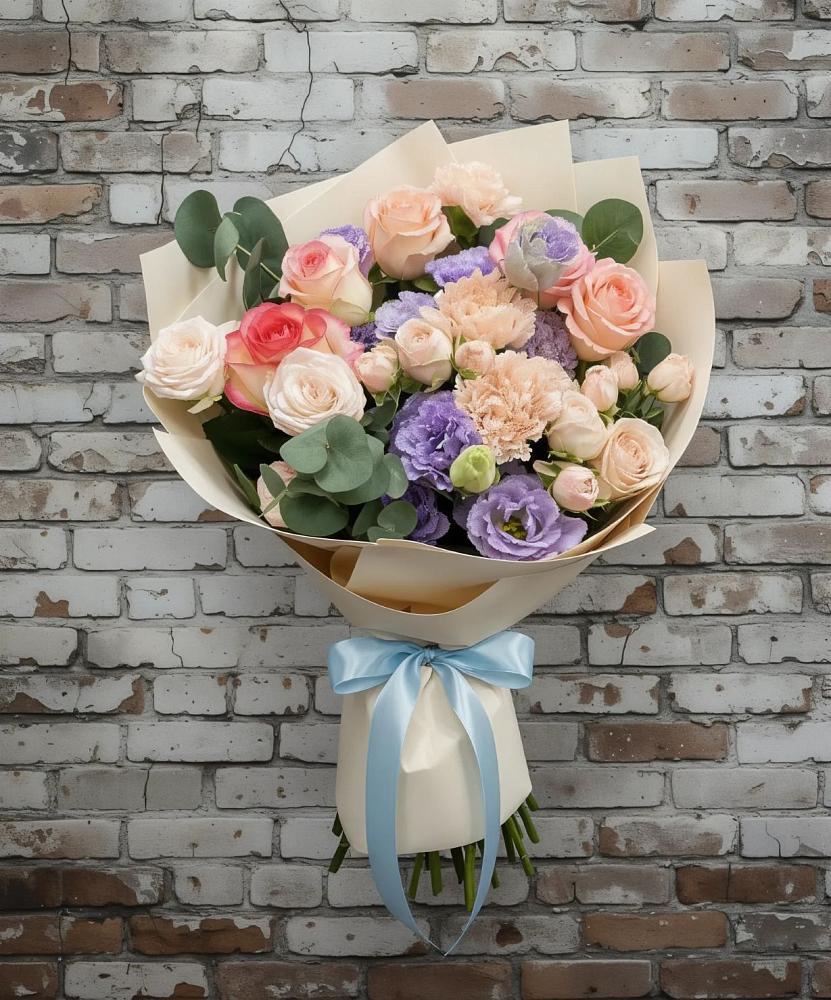 Букет цветов из: Розы, Лизиантусы и Гвоздики в Покрово-Пригородном