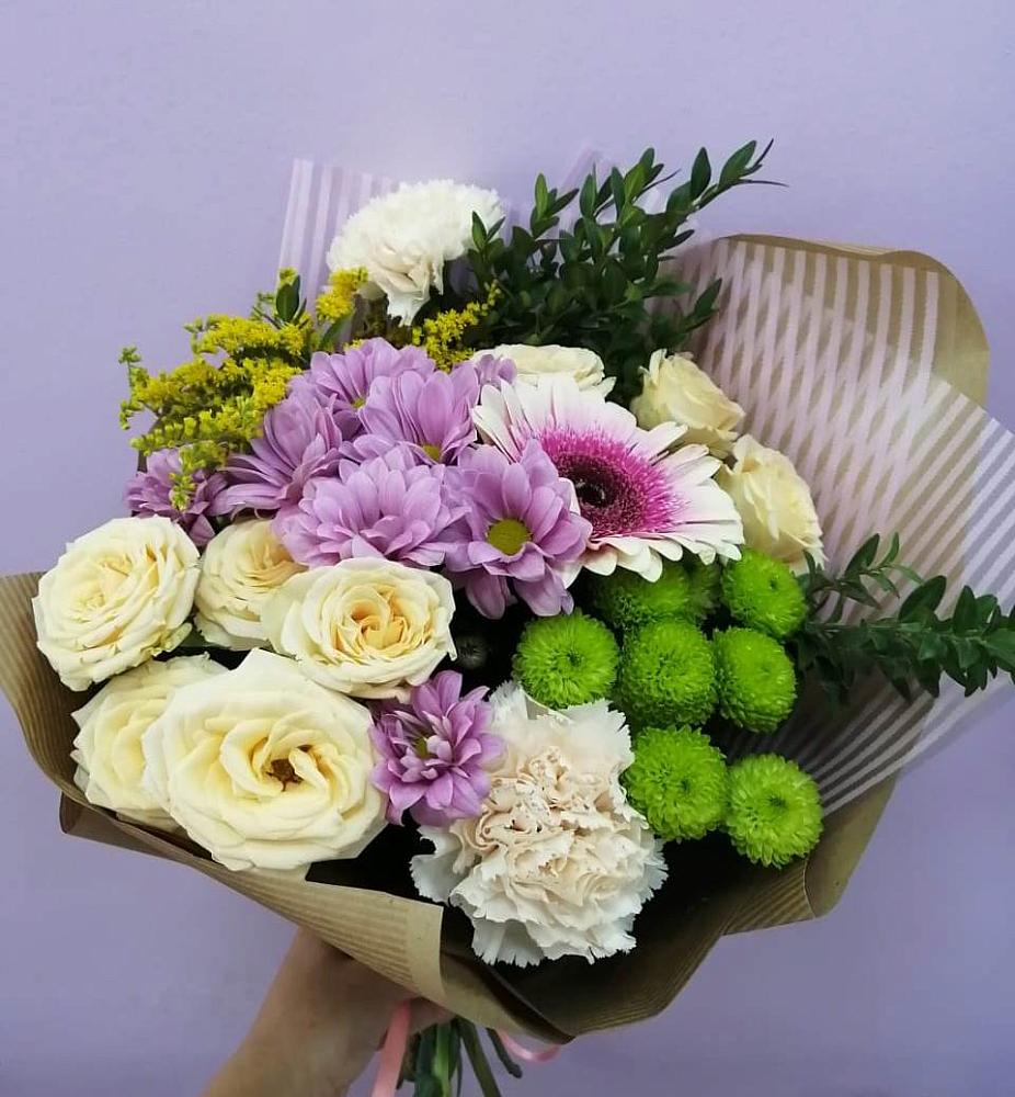 Букет цветов из: Хризантемы, Розы, Гвоздики и Герберы в Покрово-Пригородном