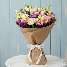 Букет цветов из:  Лизиантусы в Покрово-Пригородном