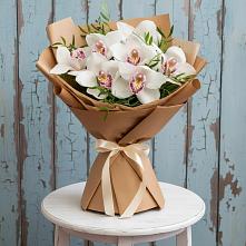 Букет цветов из:  Орхидеи и Розы в Покрово-Пригородном