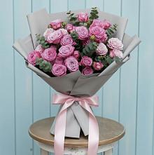 Букет цветов из:  Розы в Покрово-Пригородном